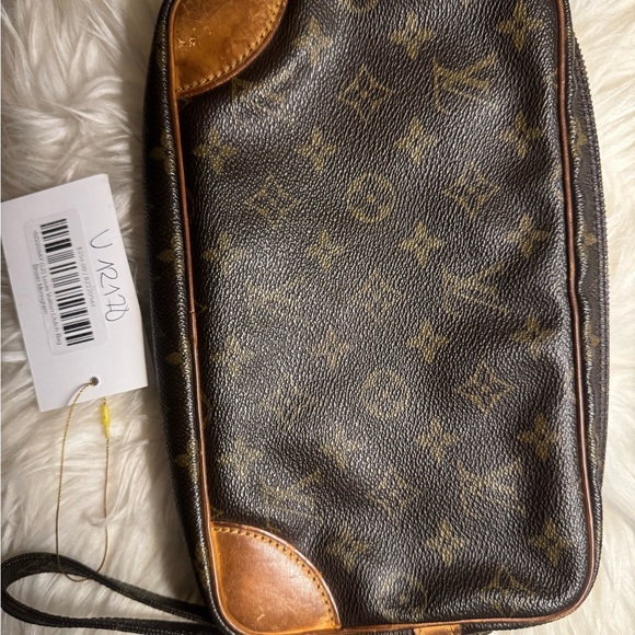 Louis Vuitton Monogram Brown Women’s Wristlet - Picture 11 of 12